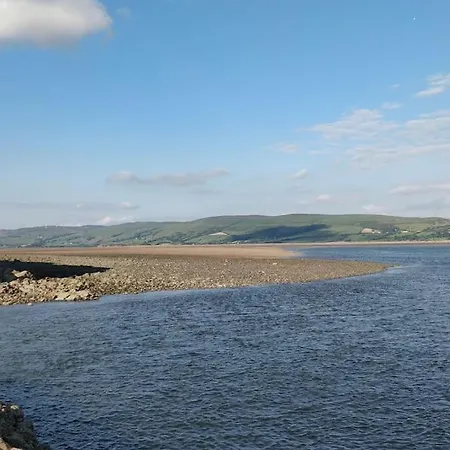 Casa vacanze Lagooncombe Modern And Cosy *