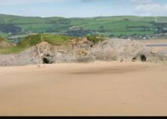 度假居 Lagooncombe Modern And Cosy *