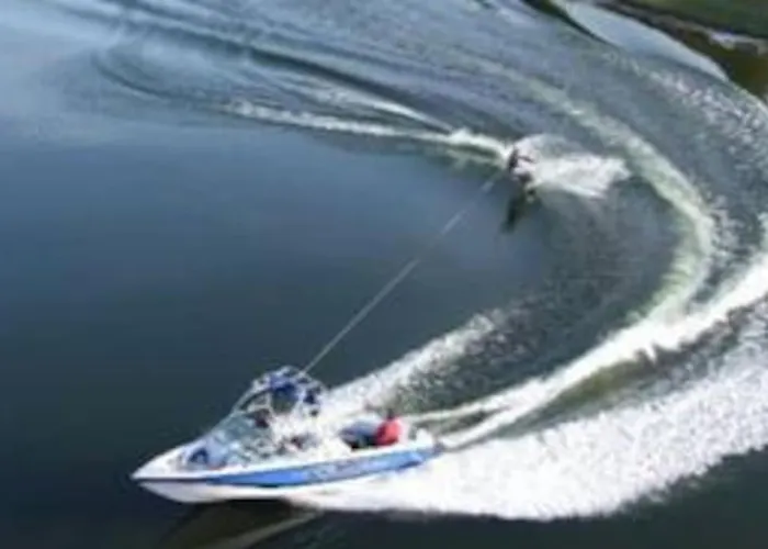 Lagooncombe Modern And Cosy